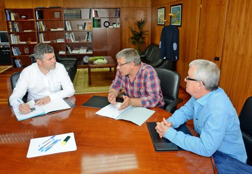 O delegado territorial da Xunta na Coruña e o alcalde de San Sadurniño analizaron varios asuntos referentes ao concello